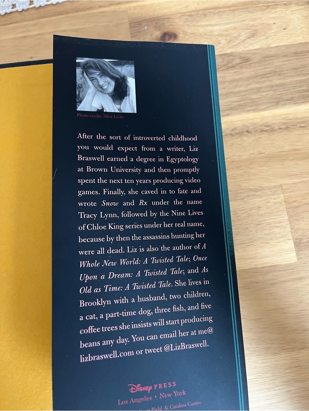 Part of Your World : A Twisted Tale by Liz Braswell (2018, Hardcover) - Picture 4 of 6